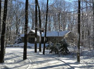 154 Meadow Brook Rd, Saratoga Springs, NY 12866