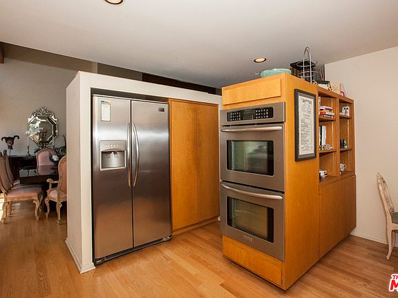 3rd image of 11915 Gorham Ave APT 4