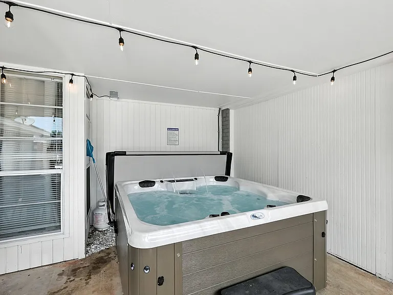 1231 Springbrook Cir — Photo 31