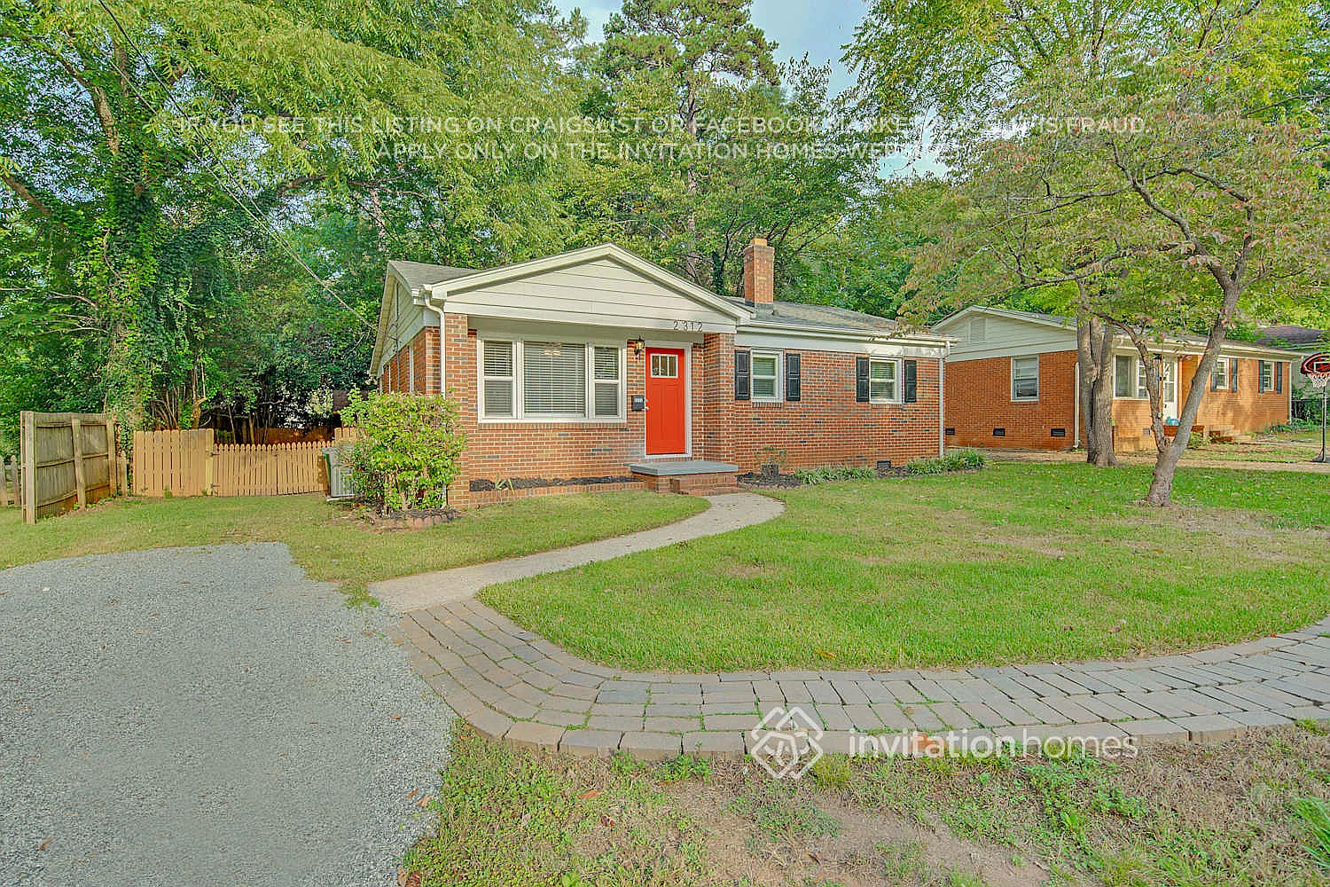 2312 Markham Ct Charlotte, NC 28205 — Photo 2