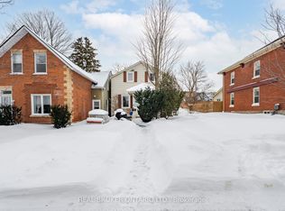 18 1st Ave #B, Orangeville, ON L9W 1H8