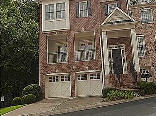5944 Reddington Way, Sandy Springs, GA 30328
