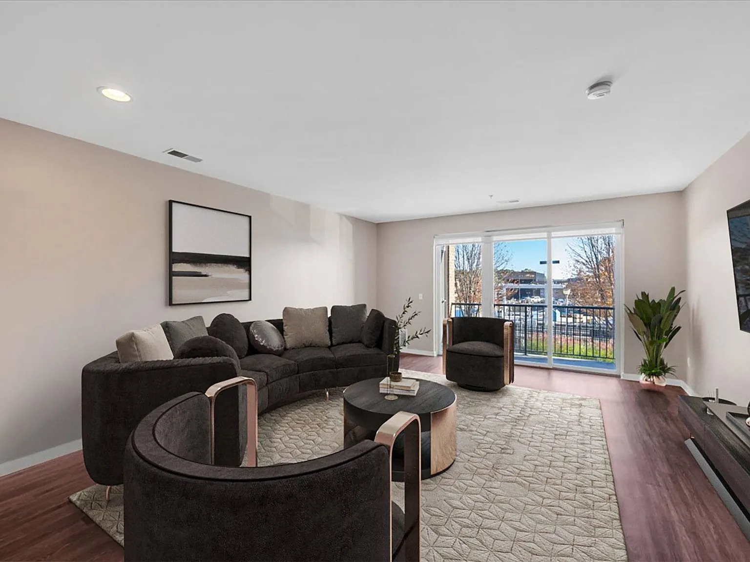 Waters Edge Apartments of Harbortown — Photo 1
