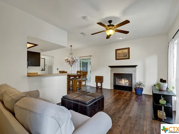 506 W San Antonio St APT 204, San Marcos, TX 78666