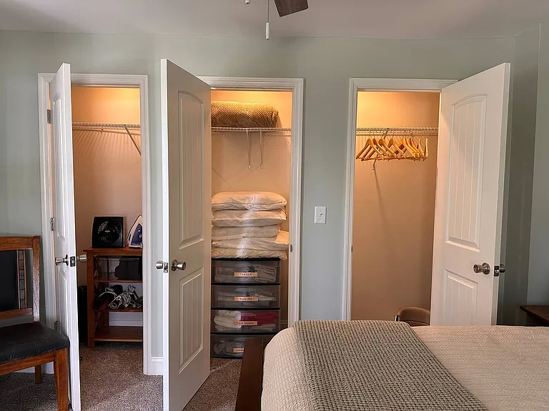This bed has currently been replaced with bunkbeds.