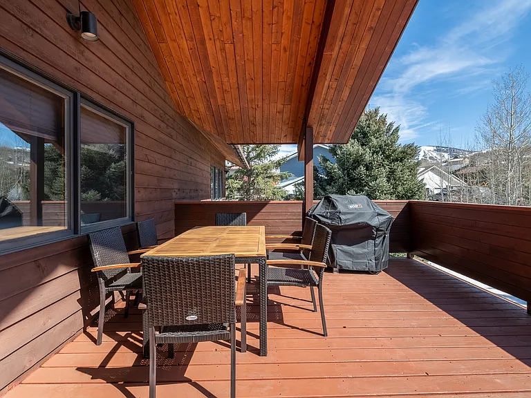 332 Cherry Dr — Photo 31
