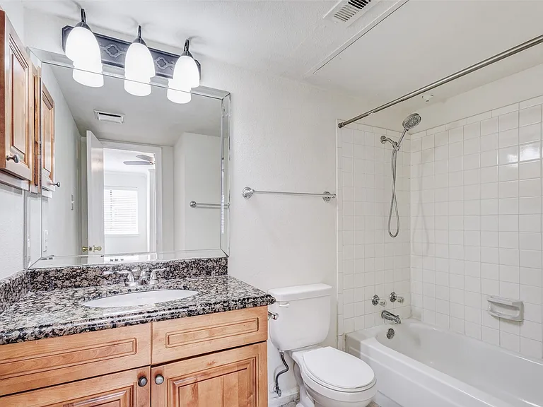 5640 Cedar Creek Dr — Photo 12