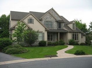 735 Goose Neck Dr, Lititz, PA 17543