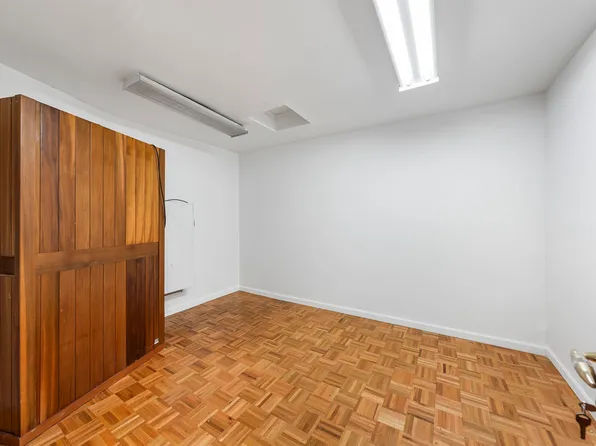 1225 River Road image 23 of 41