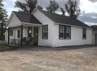 6604 Ridge Rd, Lockport, NY 14094