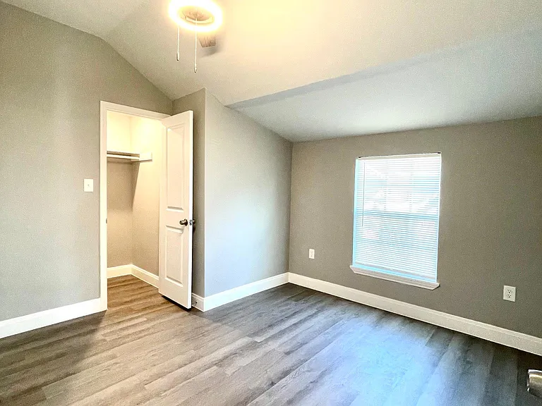 1808 Oneal St — Photo 11