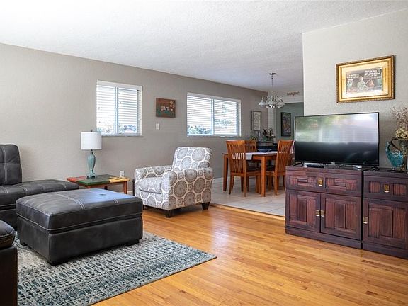 4th image of 4541 14th Ave N