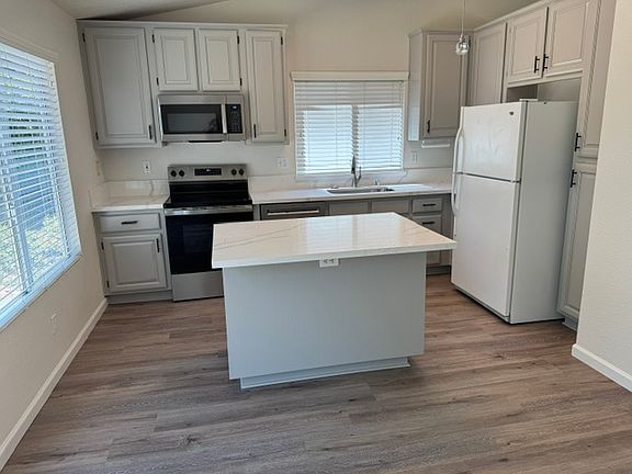 4th image of 5024 Klondike Way