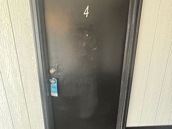 3rd image of 4114 Oak Dr #4114OAK-4