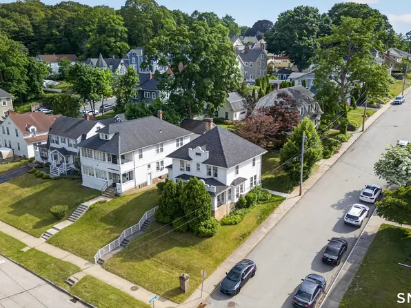 226 Broadway, Norwich, CT 06360
