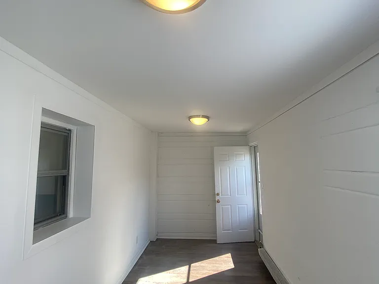609 Dale St N #1 — Photo 6