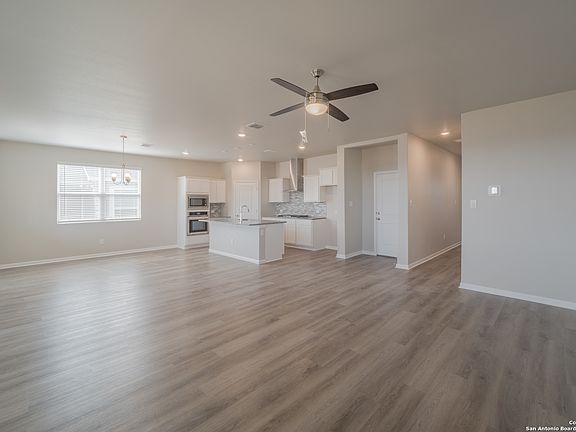 4th image of 12916 Liam Ct