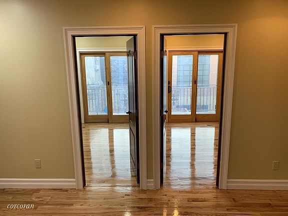 4th image of 11-03 36th Ave #2