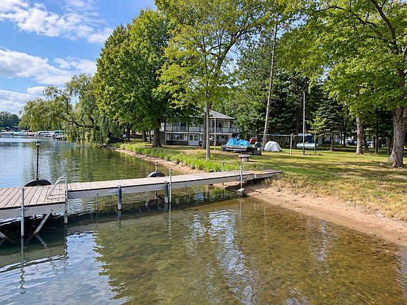 2nd image of 1077 Bone Lake Ln W