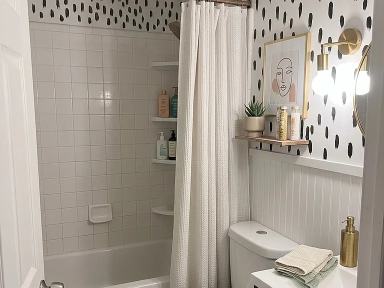 5255 Lake Grove Dr — Photo 7