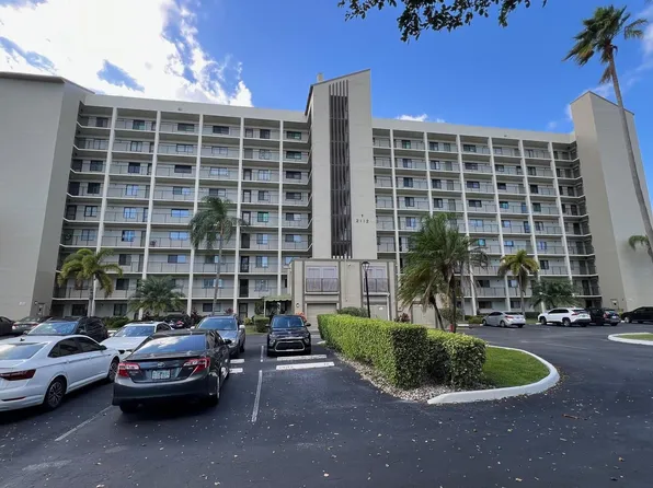 2112 S Cypress Bend Drive #801, Pompano Beach, FL 33069