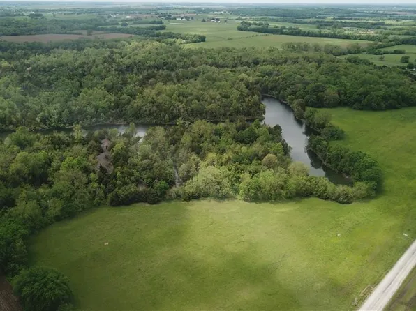 22750 E C Hwy, Walker, MO 64790