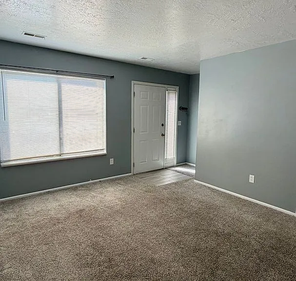 947 Canyon Rd #25 — Photo 4