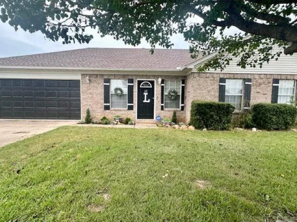 28 Fawn Dr, Ward, AR 72176