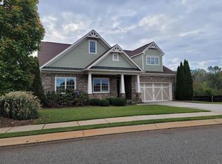 1051 Hawthorne Cir, Madison, GA 30650