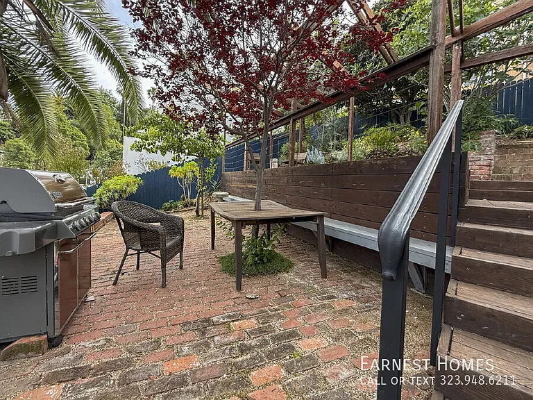 1401 Dartmouth Dr — Photo 46