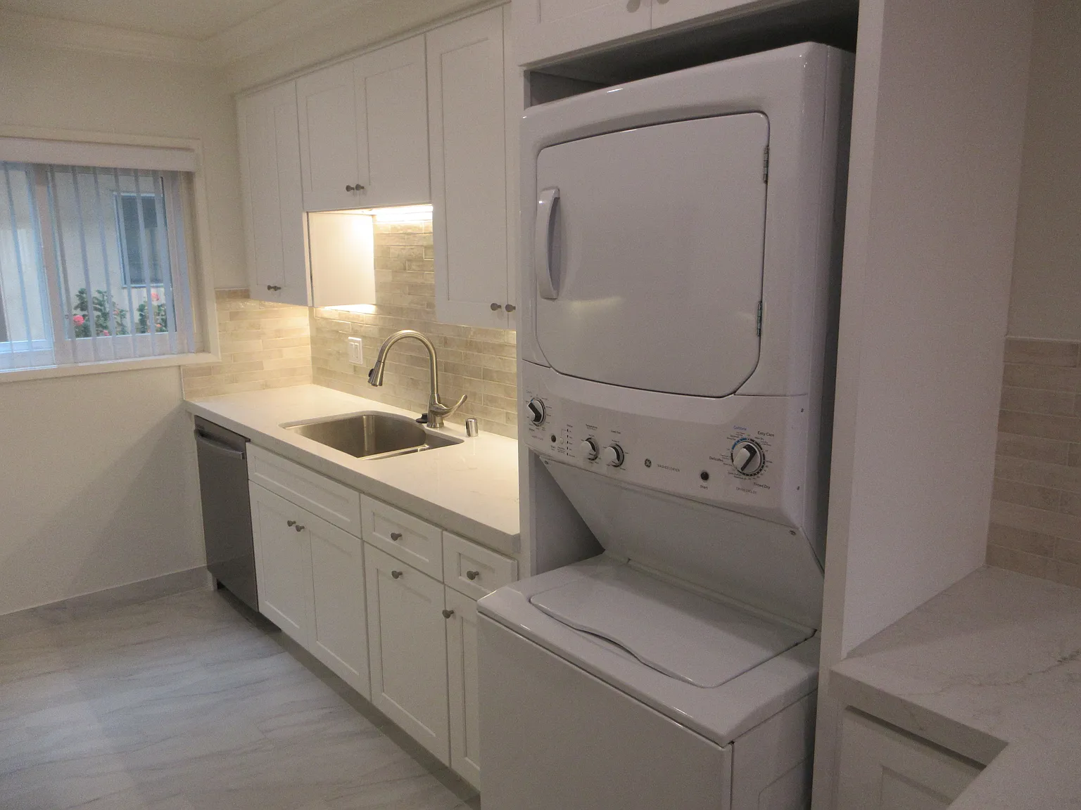 1 bed, 660 sqft, $2,450 — Photo 3