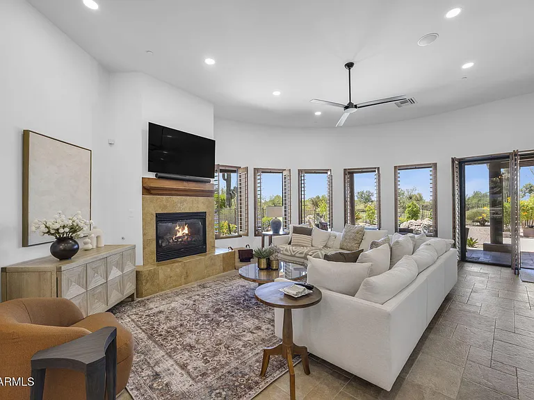 3105 E Arroyo Hondo Rd — Photo 15