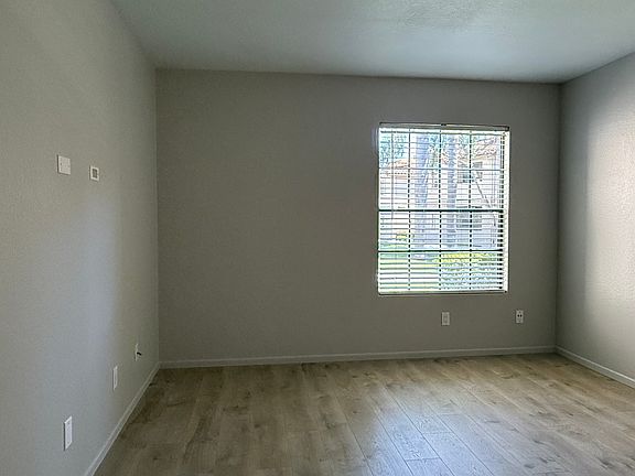 4th image of 10309 Azuaga St Unit 33