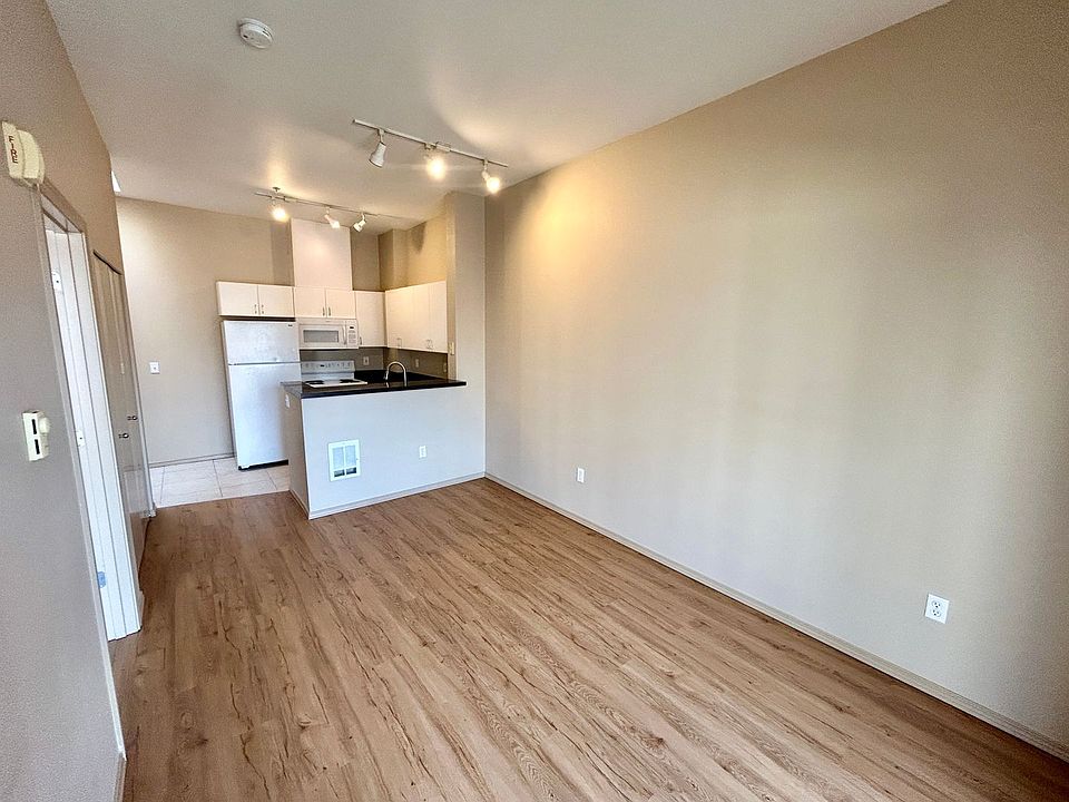 1st image of 1323 Boren Ave APT 607