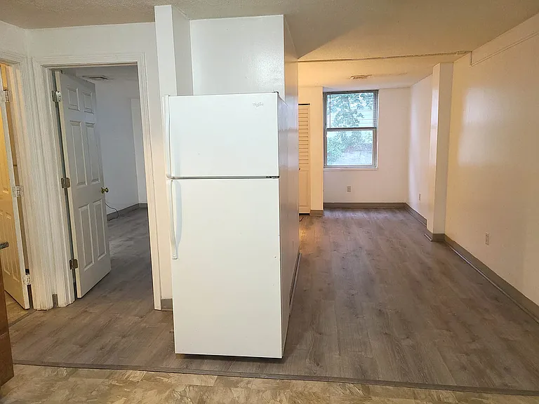 25 Laval Street Apartments — Photo 30