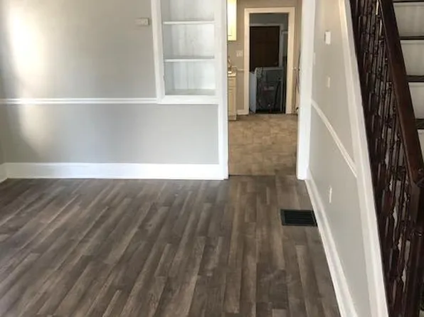 27 Cherry St, Mount Holly, NJ 08060