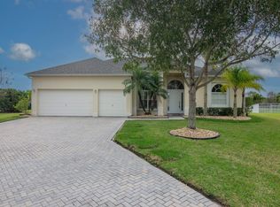 611 Tangelo Cir SW, Vero Beach, FL 32968