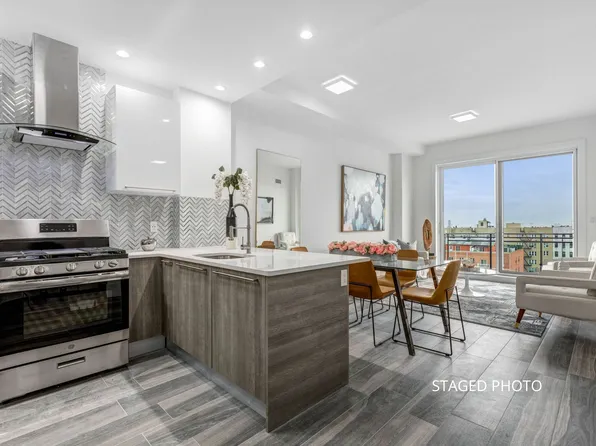 2222 Ocean Avenue image 1 of 8