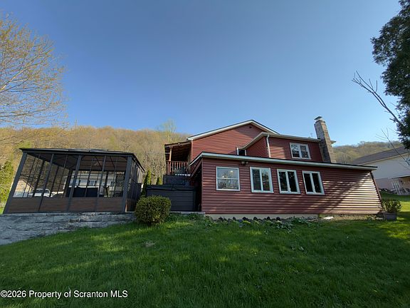 5th image of 338 Bailey St