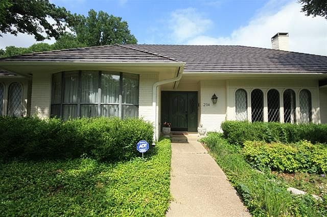 1st image of 2114 Coolidge Dr