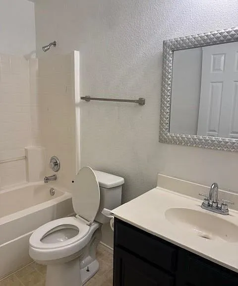 1503 Heather Brook Dr — Photo 10