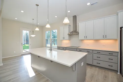 1657 Scotch Pine Ln Photo 1