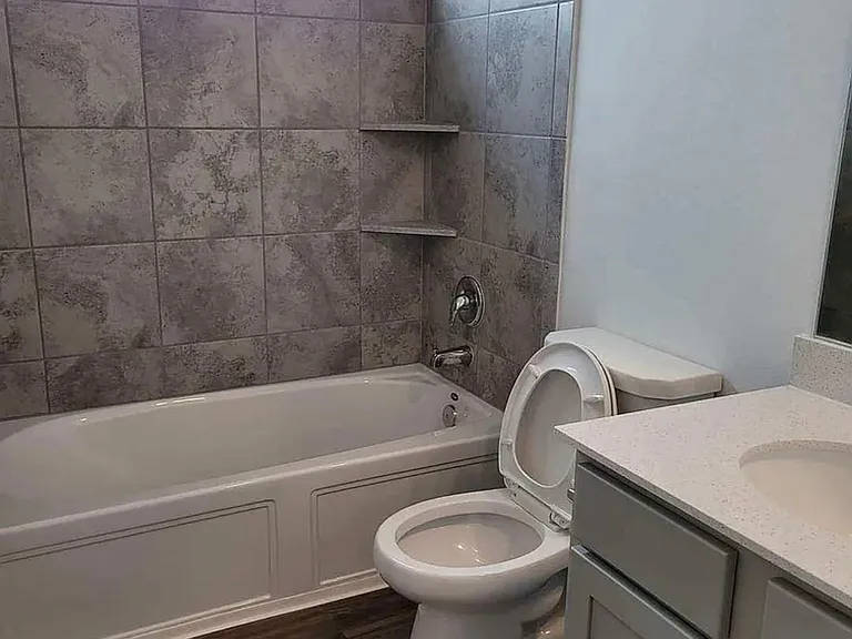344 Escondido Cir — Photo 10