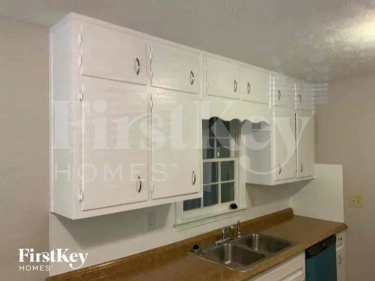 557 Rock Shadow Ct — Photo 5