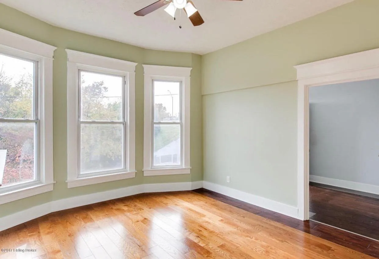 211 E Kentucky St — Photo 2