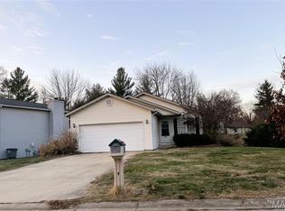 133 Rio Verde Dr, Belleville, IL 62221