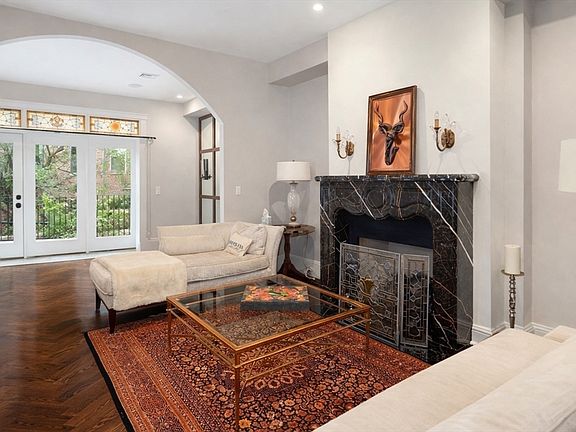 2nd image of 109 Appleton St