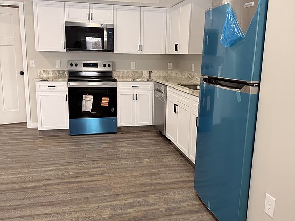 3rd image of 216 Wilcox Pkwy #11487855