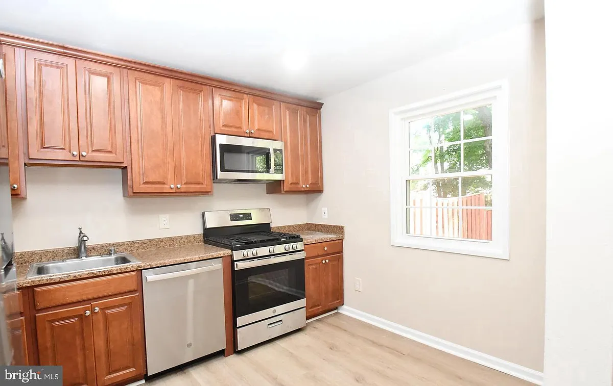 Building Photo - 5104 Arrit Ct
