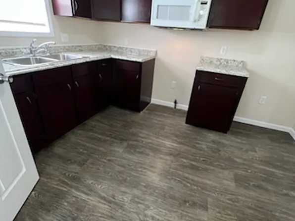 442 Beach St, Mount Morris, MI 48458